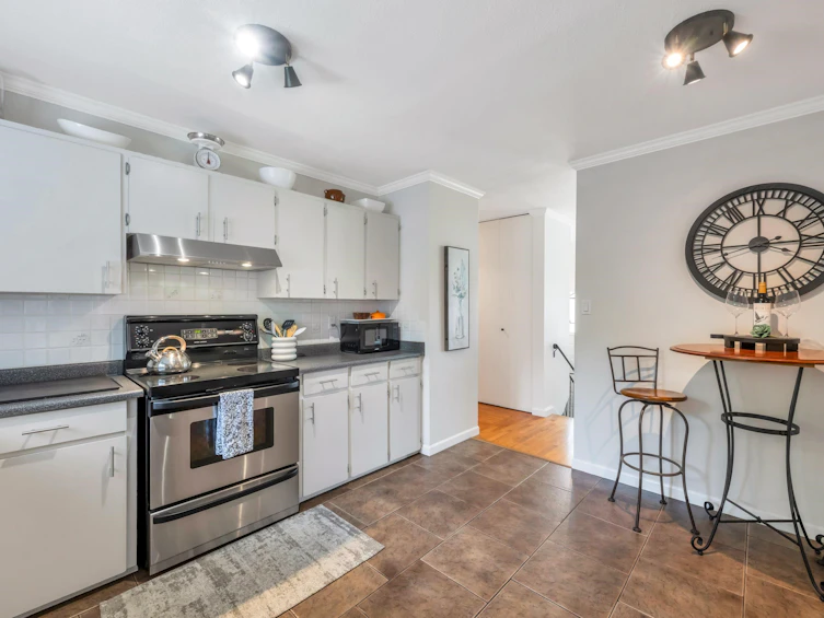 11344 86a Avenue, Delta, BC, V4C 2Y8 - 13