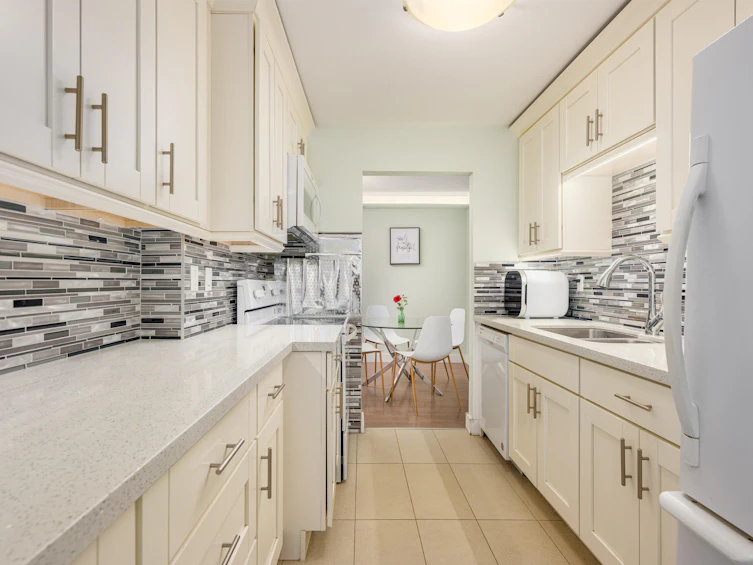116-8880 No. 1 Road, Richmond, BC, V7C 4C3 - 4