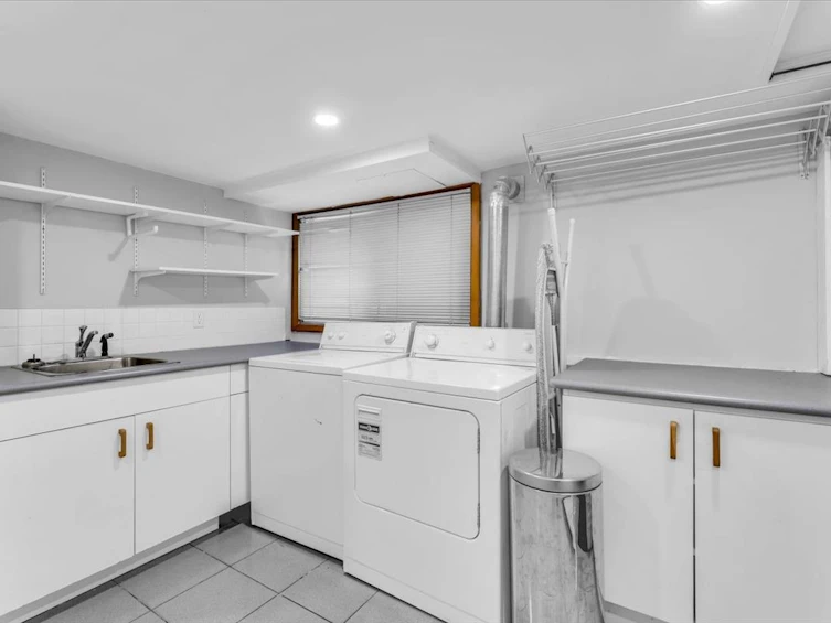 3666 W 22nd Avenue, Vancouver, BC, V6S 1J6 - 33