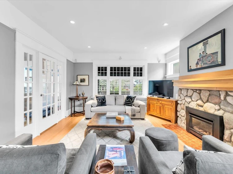 3666 W 22nd Avenue, Vancouver, BC, V6S 1J6 - 3