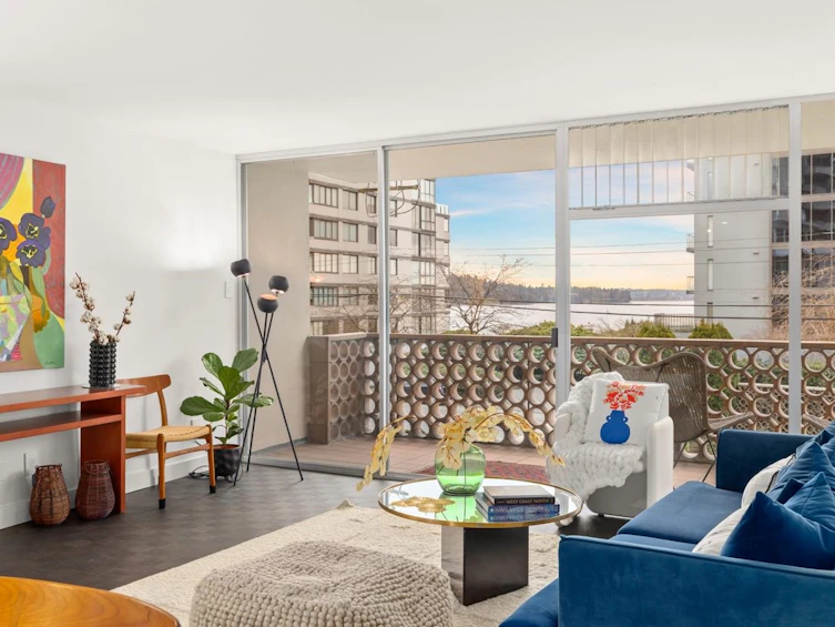 101-2135 Argyle Avenue, West Vancouver, BC, V7V 1A5 - 2