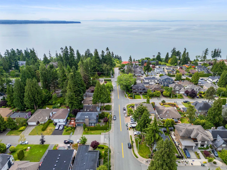 1430 Bergstrom Road, Surrey, BC, V4B 5E1 - 3