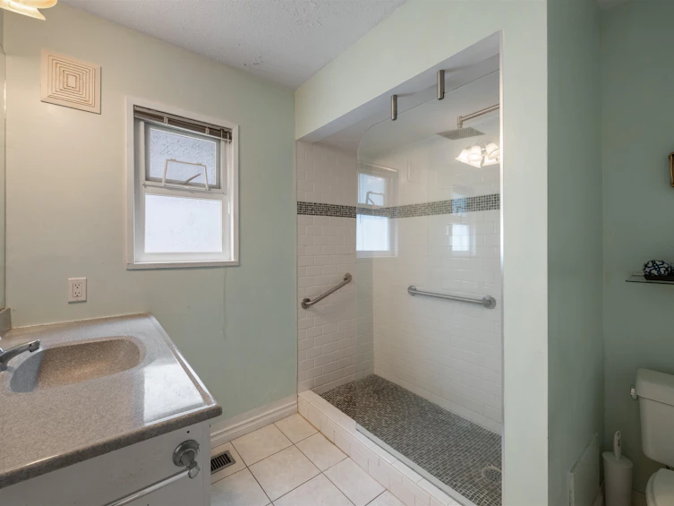 1430 Bergstrom Road, Surrey, BC, V4B 5E1 - 18