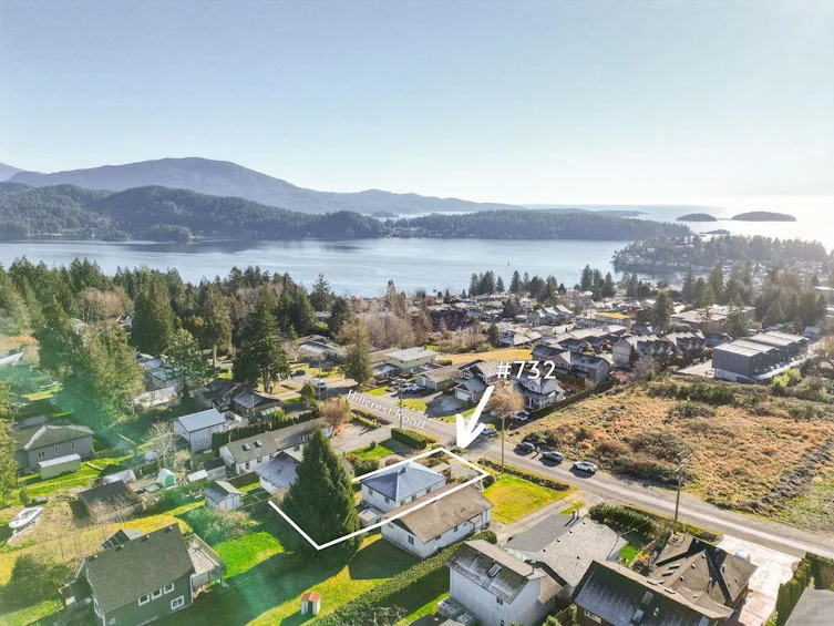 732 Hillcrest Road, Gibsons, BC, V0N 1V9 - 5