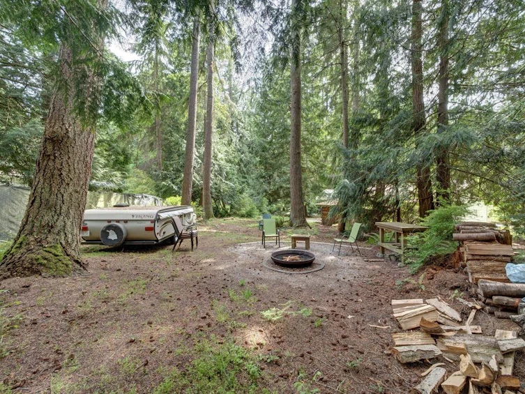 1317 Lockyer Road, Roberts Creek, BC, V0N 2W1 - 34