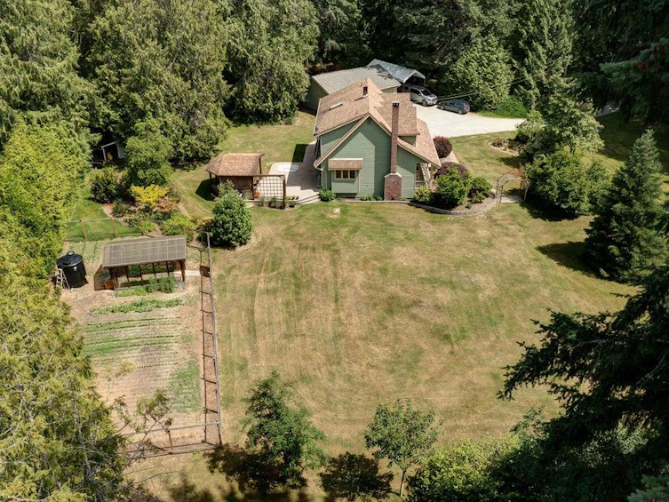1317 Lockyer Road, Roberts Creek, BC, V0N 2W1 - 13