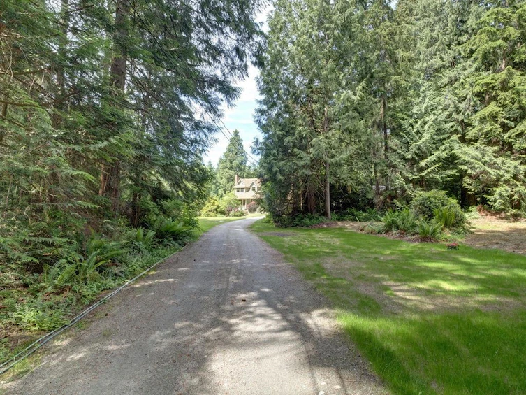 1317 Lockyer Road, Roberts Creek, BC, V0N 2W1 - 38