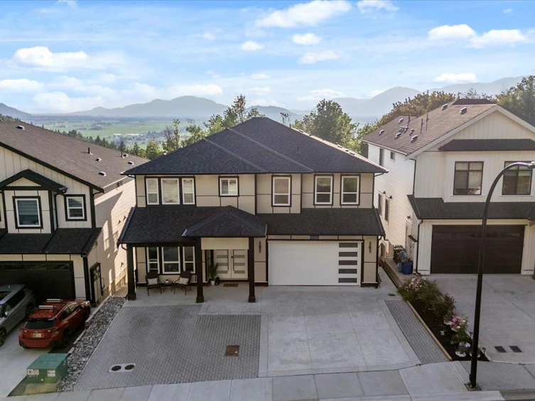 8555 Forest Gate Drive, Chilliwack, BC, V4Z 0C7 - 3