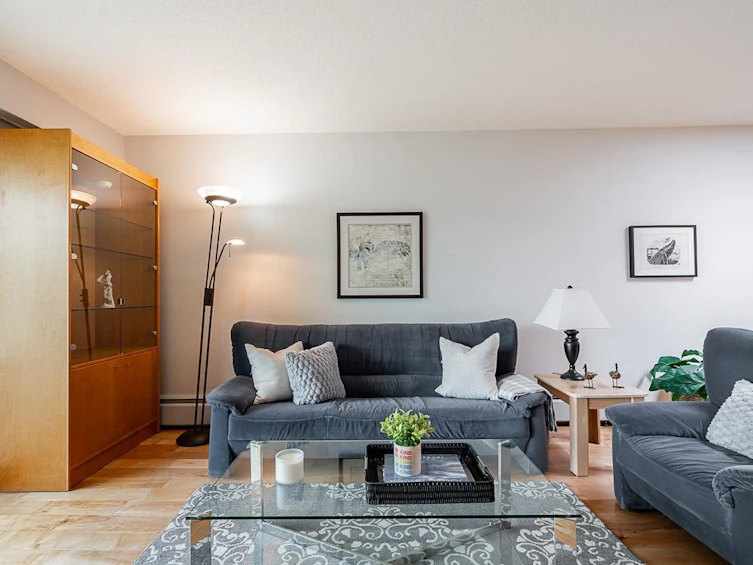 301-141 E 18th Street, North Vancouver, BC, V7L 2X3 - 4