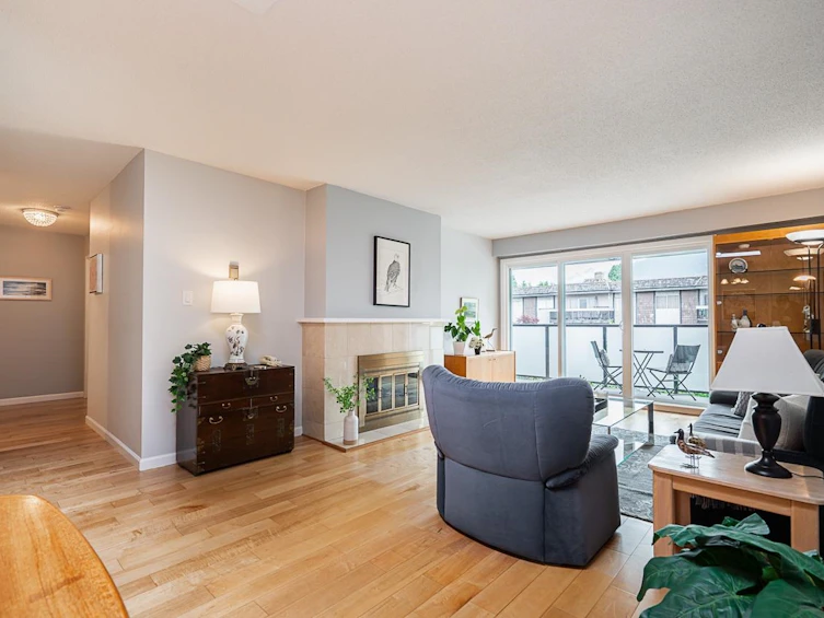 301-141 E 18th Street, North Vancouver, BC, V7L 2X3 - 6
