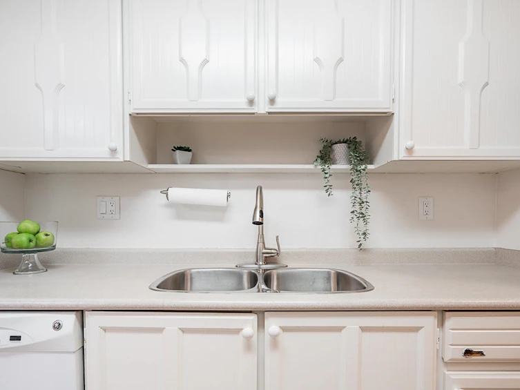 301-141 E 18th Street, North Vancouver, BC, V7L 2X3 - 12