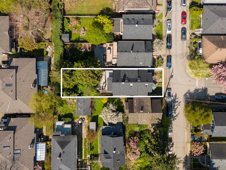 3895 Quebec Street, Vancouver, BC, V5V 3K7 - 5