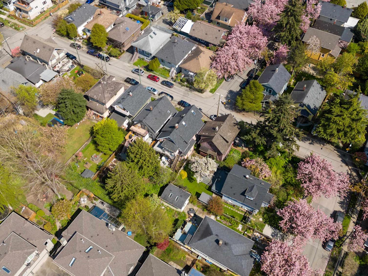 3895 Quebec Street, Vancouver, BC, V5V 3K7 - 6