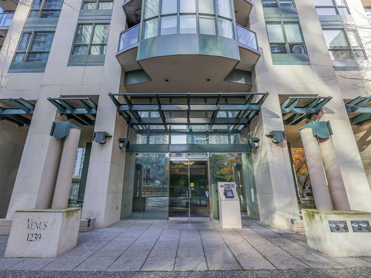 3208-1239 W Georgia Street, Vancouver, BC, V6E 3J5 - 33