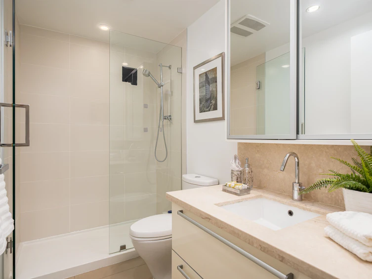 232 W 1st Avenue, Vancouver, BC, V5Y 3T2 - 17