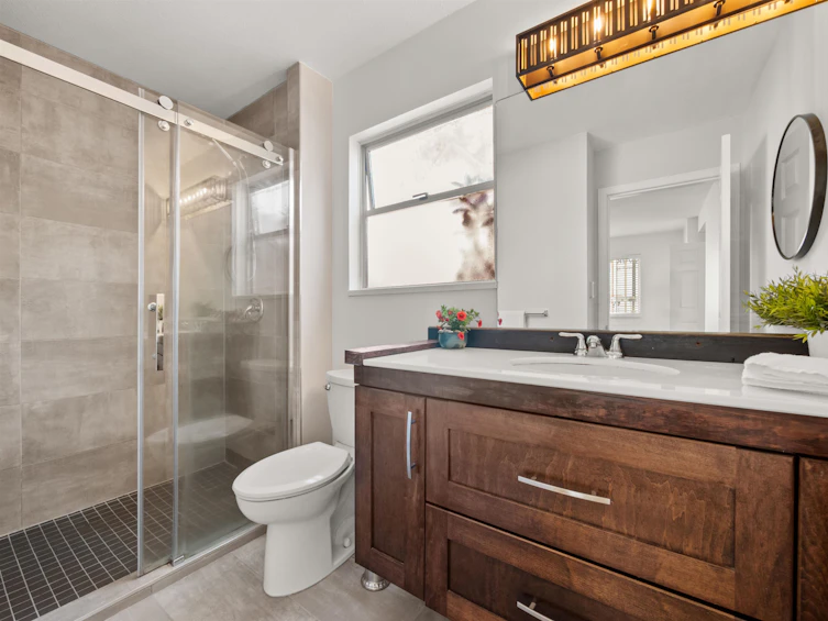 3-4890 48 Avenue, Delta, BC, V4K 1V3 - 5