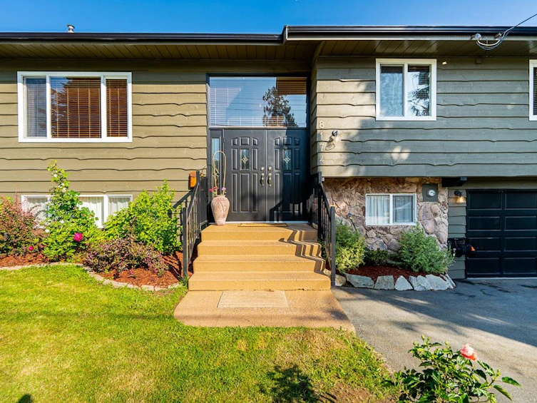8174 Sumac Place, Mission, BC, V2V 5R6 - 3