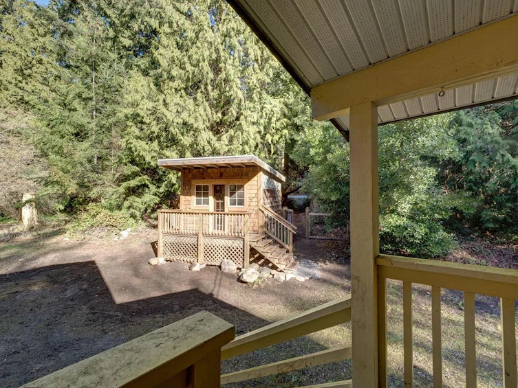 1028 Blackburn Road, Roberts Creek, BC, V0N 2W4 - 36