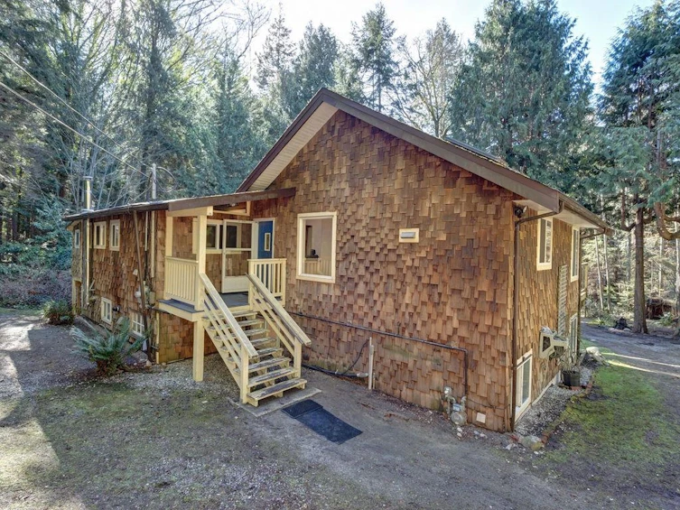 1028 Blackburn Road, Roberts Creek, BC, V0N 2W4 - 34