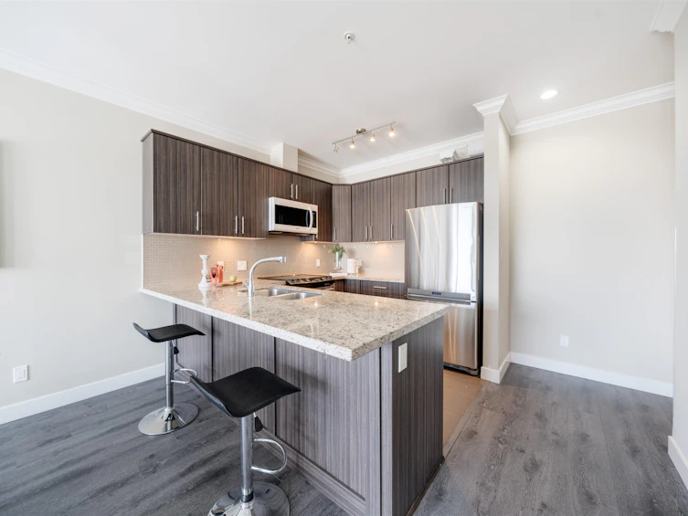 312-6888 Royal Oak Avenue, Burnaby, BC, V5J 4J2 - 10