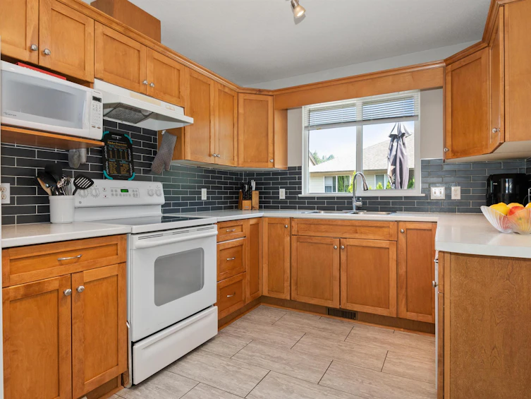 65899 Park Avenue, Hope, BC, V0X 1L1 - 13