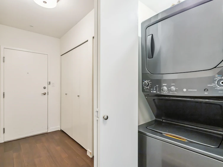 105-357 E 2nd Street, North Vancouver, BC, V7L 1C6 - 11