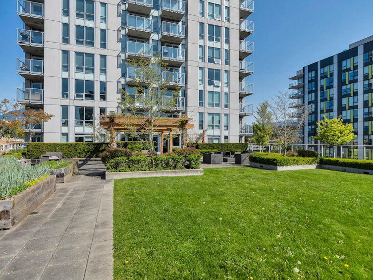 704-135 E 17th Street, North Vancouver, BC, V7L 0C4 - 33