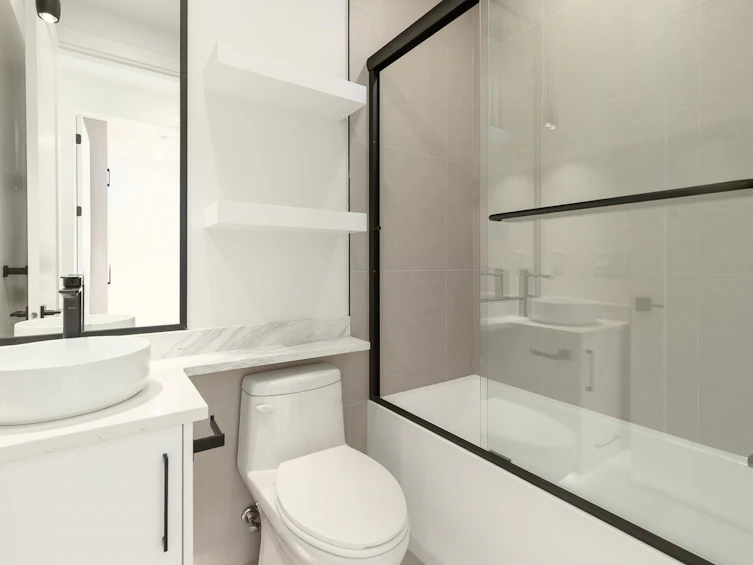 1-2658 Dundas Street, Vancouver, BC, V5K 1P9 - 20