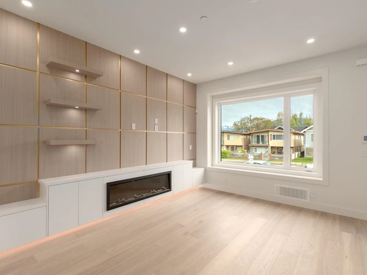 1-2658 Dundas Street, Vancouver, BC, V5K 1P9 - 4