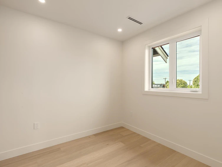 1-2658 Dundas Street, Vancouver, BC, V5K 1P9 - 17