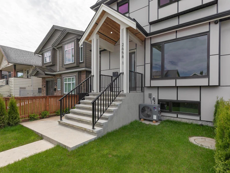 1-2658 Dundas Street, Vancouver, BC, V5K 1P9 - 31