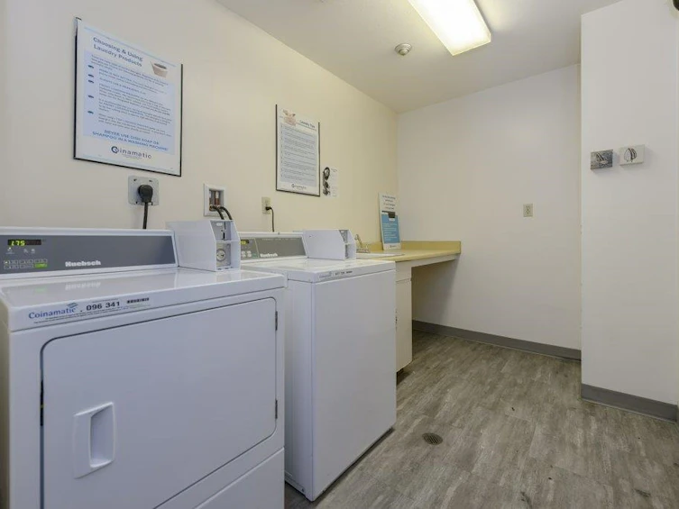 305-1622 Frances Street, Vancouver, BC, V5L 1Z4 - 22