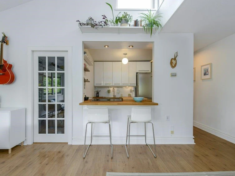 305-1622 Frances Street, Vancouver, BC, V5L 1Z4 - 4