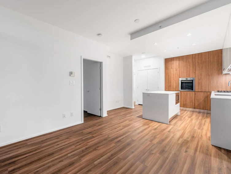 2208-4650 Brentwood Boulevard, Burnaby, BC, V5C 0M3 - 7