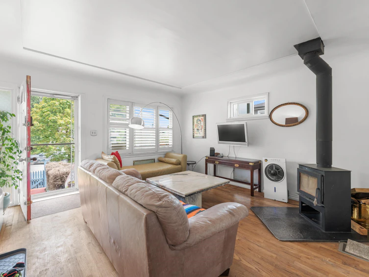7429 Fraser Street, Vancouver, BC, V5X 3W3 - 2