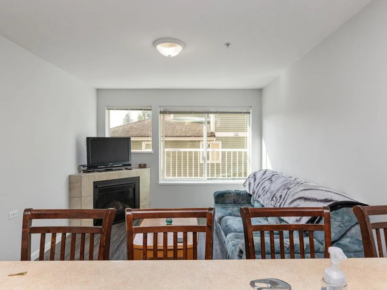 102-624 Shaw Road, Gibsons, BC, V0N 1V8 - 9