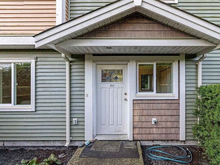 102-624 Shaw Road, Gibsons, BC, V0N 1V8 - 4