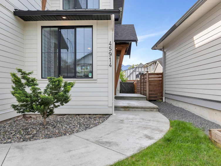 45914 Collins Drive, Chilliwack, BC, V2R 2E1 - 7