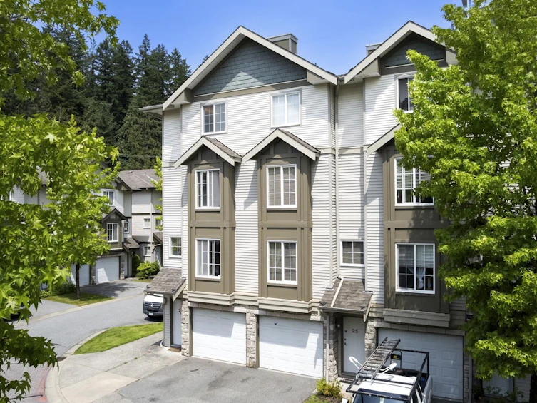 26-14855 100 Avenue, Surrey, BC, V3R 2W1
