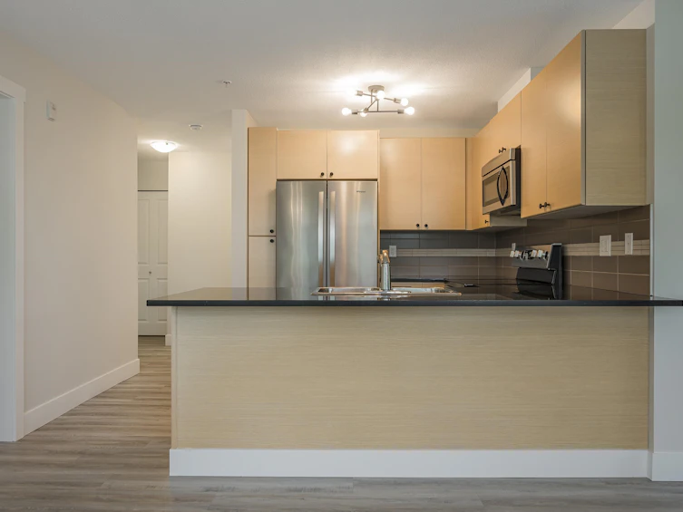 304-6500 194 Street, Surrey, BC, V4N 5X4 - 6