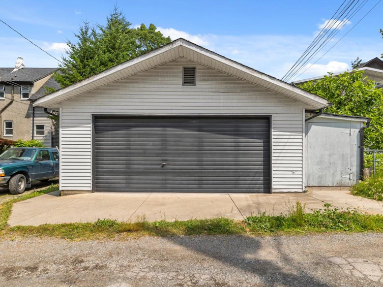 2506 Triumph Street, Vancouver, BC, V5K 1S8 - 37