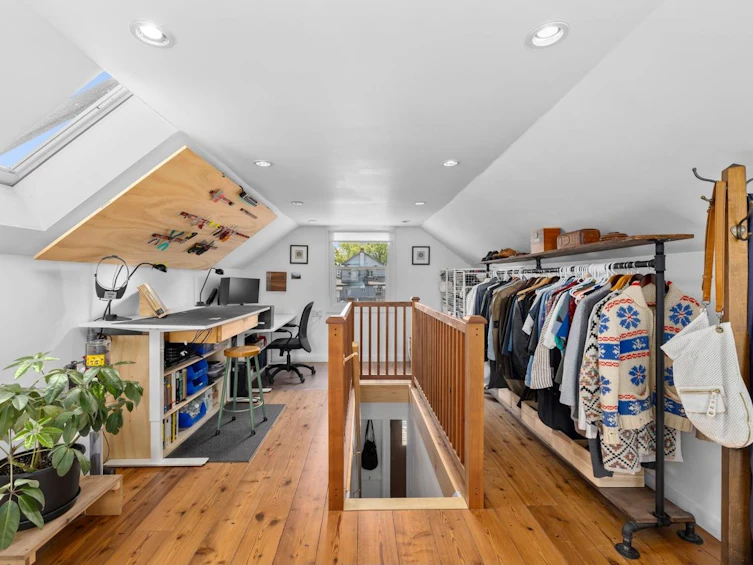 2506 Triumph Street, Vancouver, BC, V5K 1S8 - 21