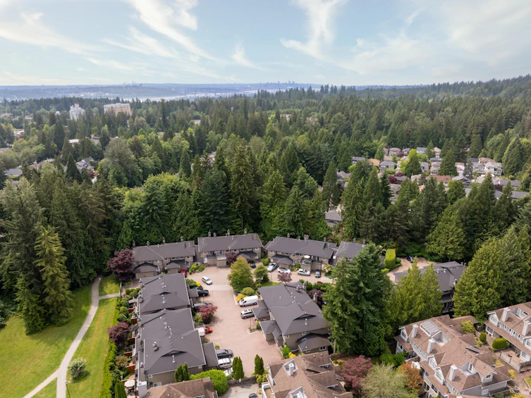 3946 Indian River Drive, North Vancouver, BC, V7G 2G9 - 38
