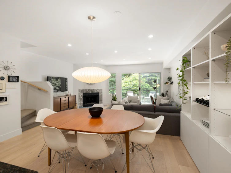 3946 Indian River Drive, North Vancouver, BC, V7G 2G9 - 2