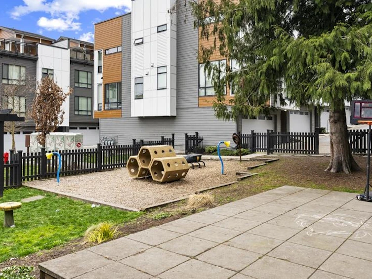 71-16433 19 Avenue, Surrey, BC, V3Z 0Z1 - 10