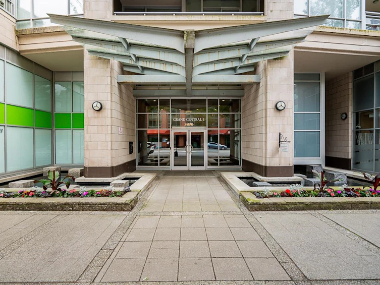 2605-2978 Glen Drive, Coquitlam, BC, V3B 0C3 - 2