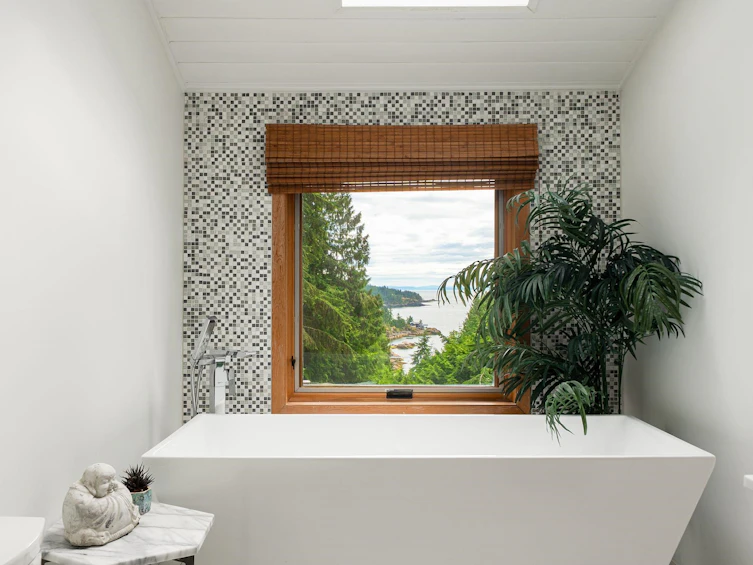 733 Windjammer Road, Bowen Island, BC, V0N 1G2 - 18