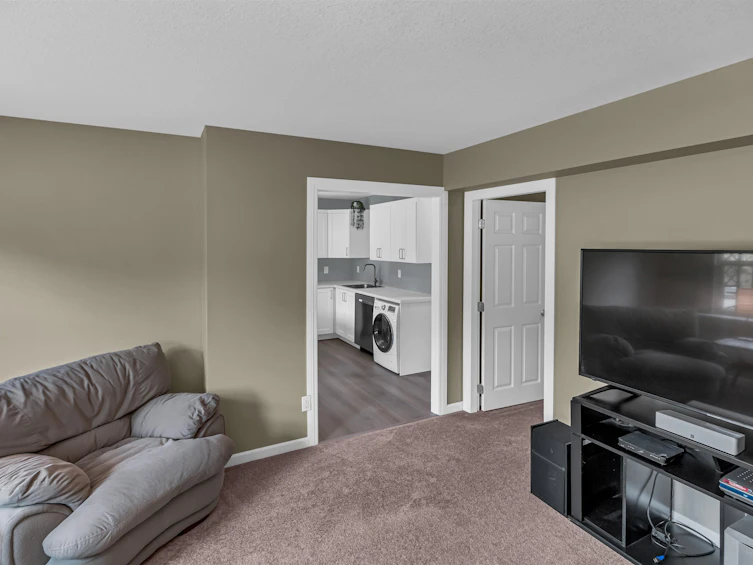 36150 Shadbolt Avenue, Abbotsford, BC, V3G 2Z1 - 34