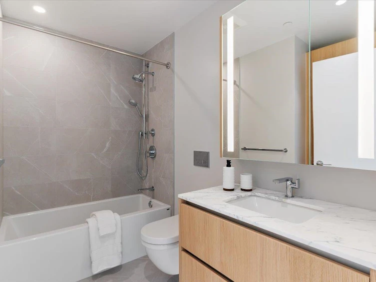 2404-1500 Fern Street, North Vancouver, BC, V7J 0E6 - 30