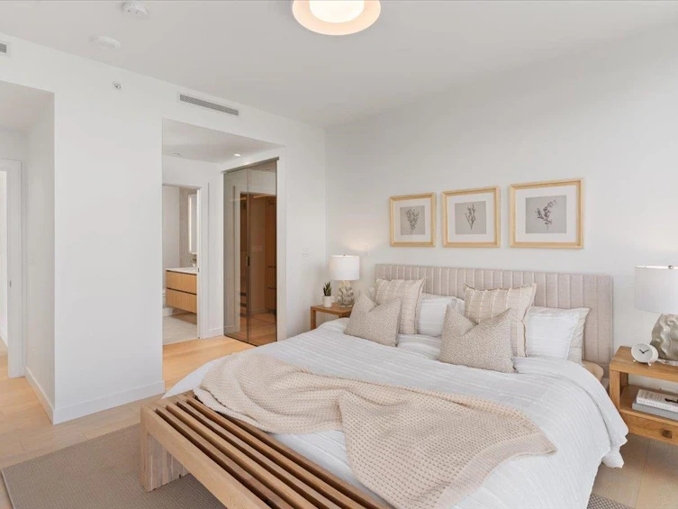 2404-1500 Fern Street, North Vancouver, BC, V7J 0E6 - 18